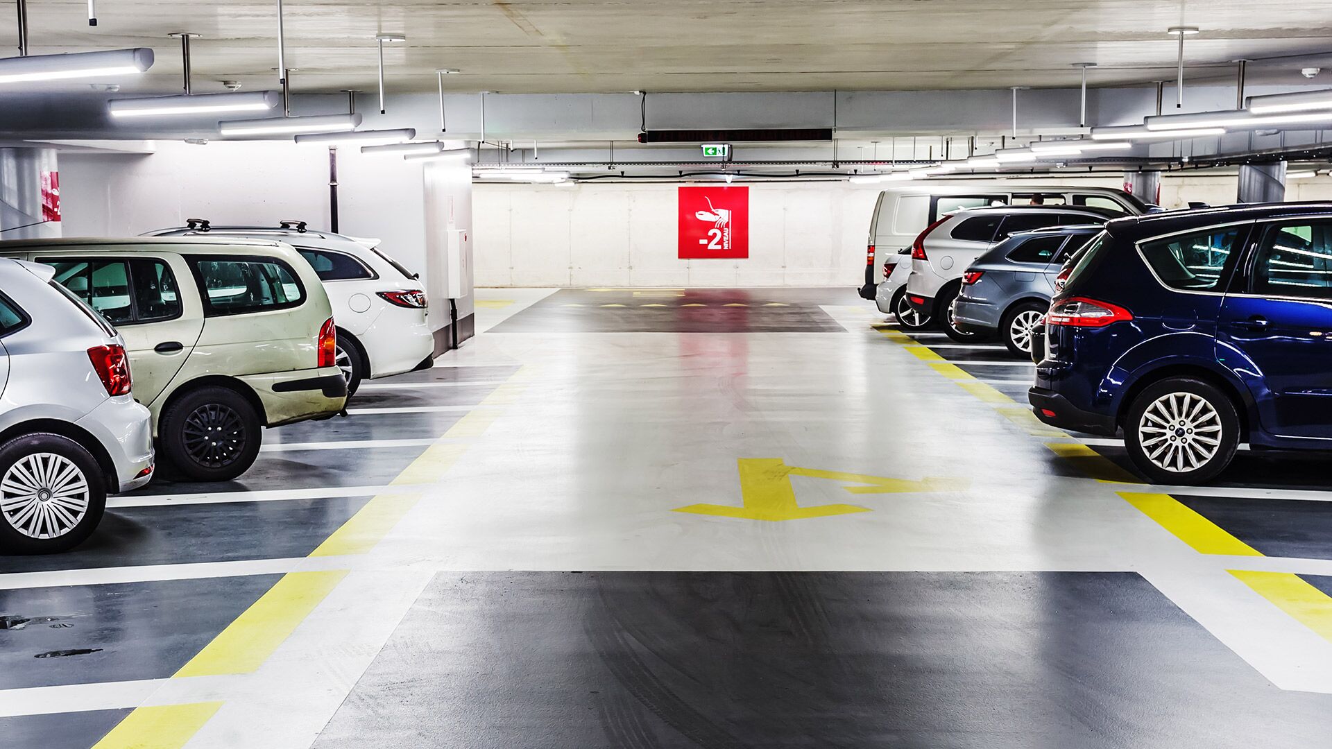 Mélygarázsok és Többszintes parkolók B.E.G. Brück Electronic GmbH