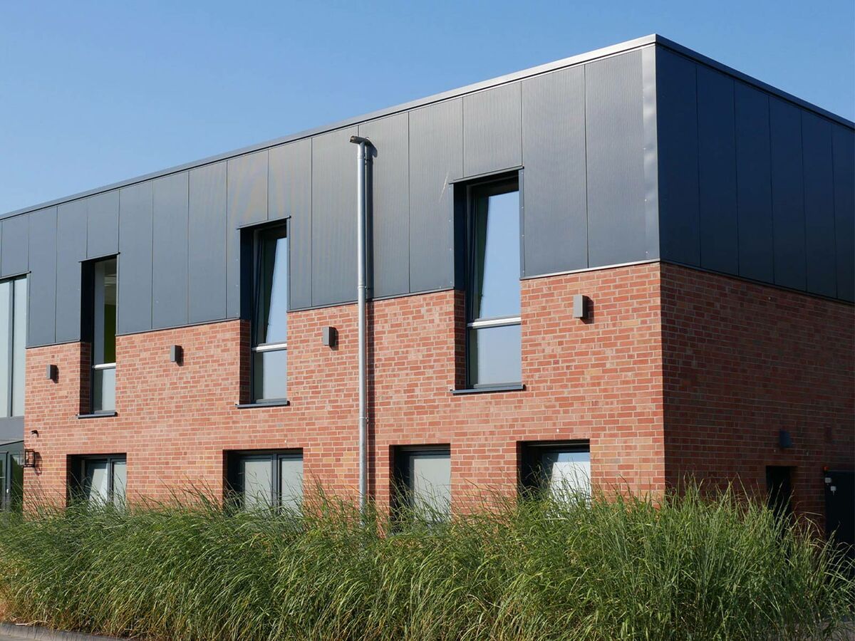 Referencia projektek B.E.G. Brück Electronic GmbH